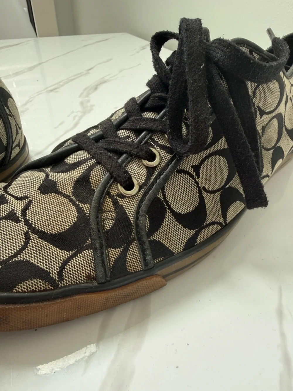 Coach Drake Low-Top Signature Canvas Sneakers in Tan and Black - Picture 7 of 14